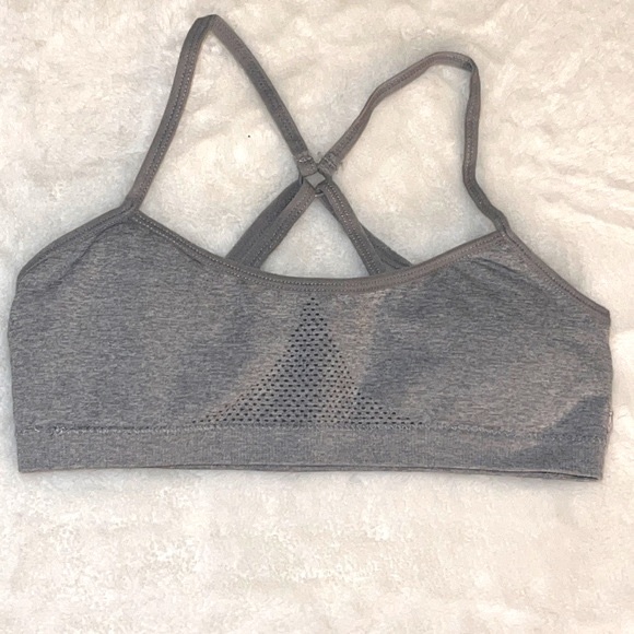 Hanes bra - Picture 1 of 4